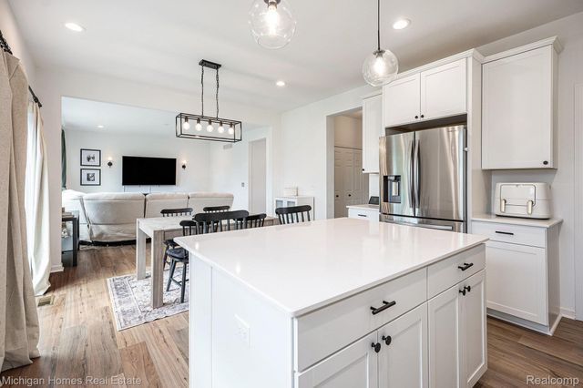 24654 Beach Drive, Macomb Township, MI 48042