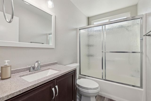 2612 Star Oak Ct, Modesto, CA 95355