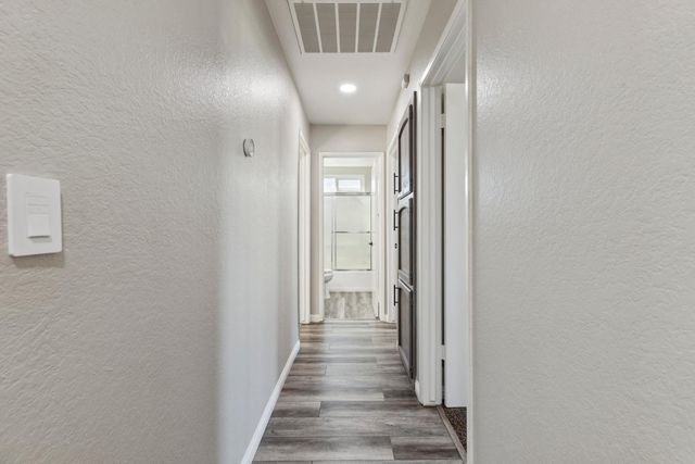 2612 Star Oak Ct, Modesto, CA 95355