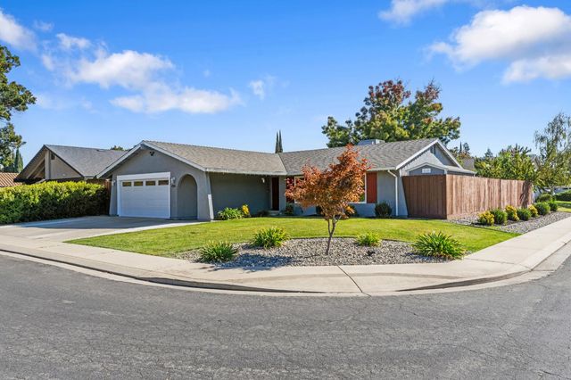 2612 Star Oak Ct, Modesto, CA 95355