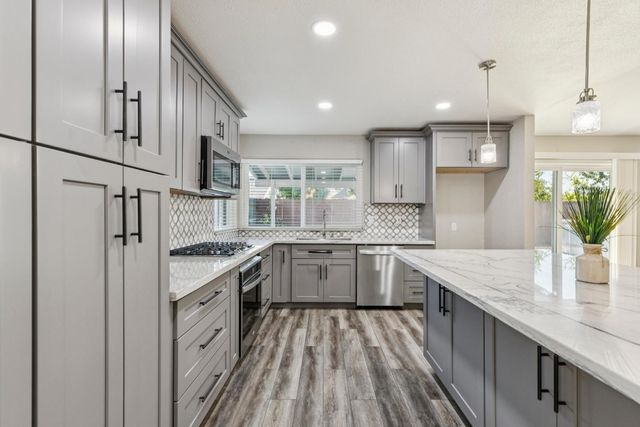 2612 Star Oak Ct, Modesto, CA 95355