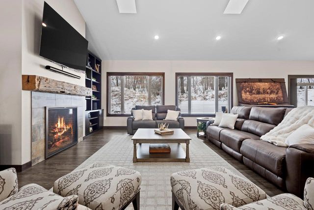 272 LOST RIDGE COURT, Green Bay, WI 54302