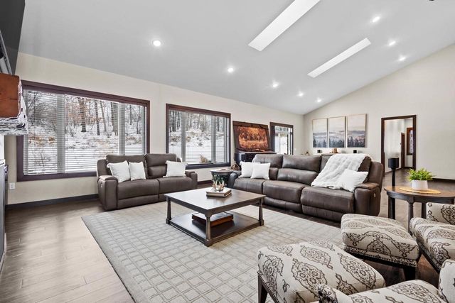 272 LOST RIDGE COURT, Green Bay, WI 54302