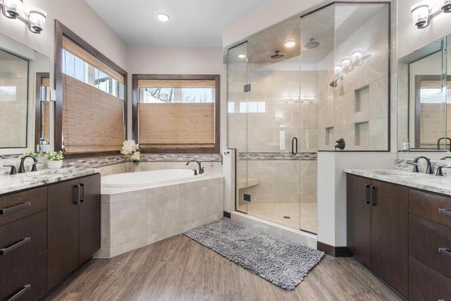 272 LOST RIDGE COURT, Green Bay, WI 54302