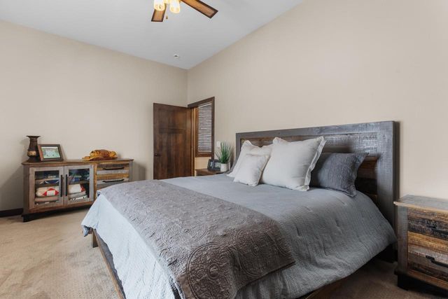 272 LOST RIDGE COURT, Green Bay, WI 54302