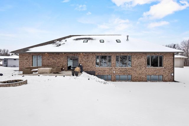 272 LOST RIDGE COURT, Green Bay, WI 54302