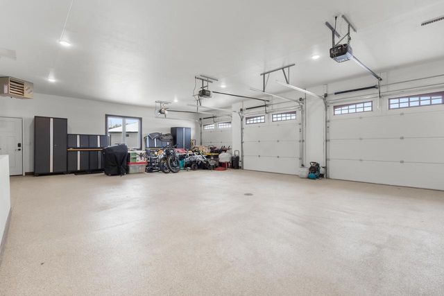 272 LOST RIDGE COURT, Green Bay, WI 54302