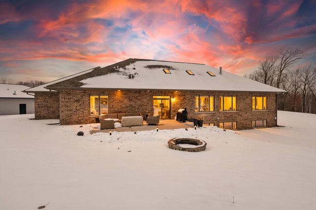 272 LOST RIDGE COURT, Green Bay, WI 54302