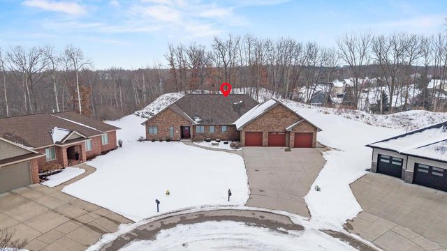 272 LOST RIDGE COURT, Green Bay, WI 54302