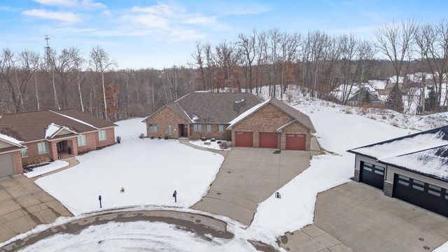 272 LOST RIDGE COURT, Green Bay, WI 54302