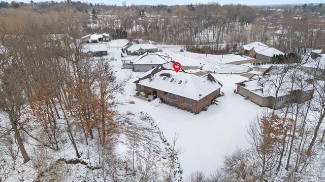 272 LOST RIDGE COURT, Green Bay, WI 54302