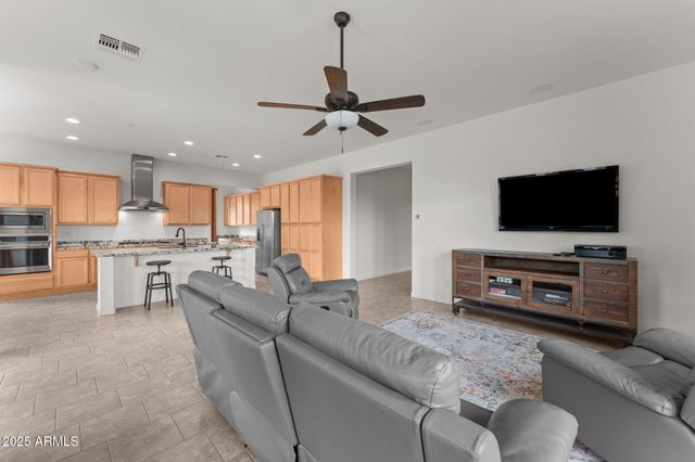 4023 MINERS GULCH Way, Wickenburg, AZ 85390