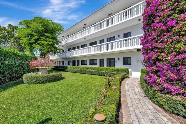 2190 NE 51 ST Court 204, Fort Lauderdale, FL 33308