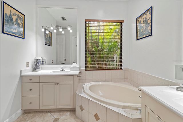 7339 RIVIERA COVE, Lakewood Ranch, FL 34202