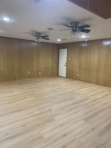 3123 Bonney Briar Drive, Missouri City, TX 77459