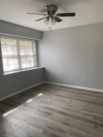 3123 Bonney Briar Drive, Missouri City, TX 77459
