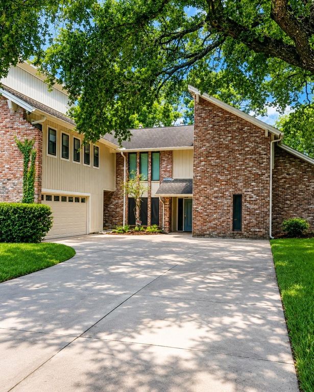 3123 Bonney Briar Drive, Missouri City, TX 77459
