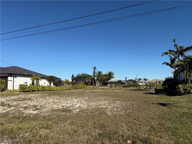 1247 NW 38th AVE, Cape Coral, FL 33993
