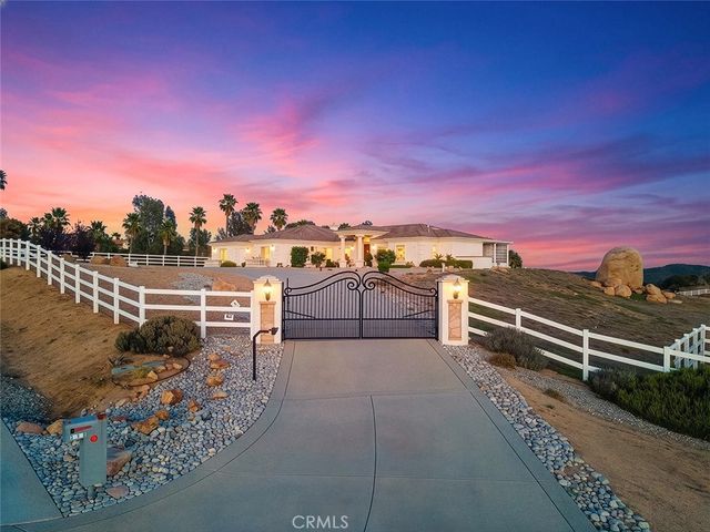 37950 Via Majorca, Murrieta, CA 92562