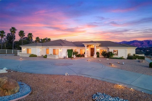 37950 Via Majorca, Murrieta, CA 92562