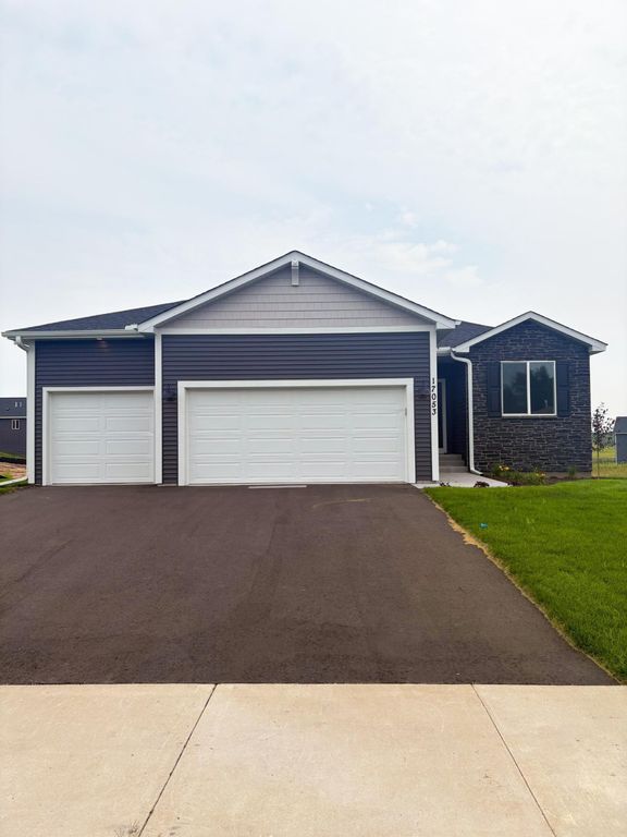 17053 Uranimite Street NW, Anoka, MN 55303