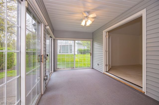 390 Vista Lane, Aurora, OH 44202