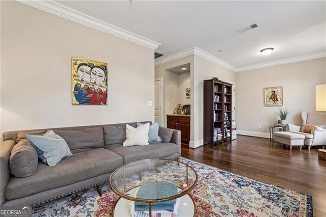 305 Le Gran Bend, Atlanta, GA 30328