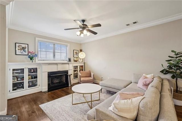 305 Le Gran Bend, Atlanta, GA 30328