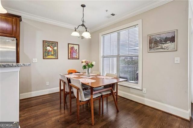 305 Le Gran Bend, Atlanta, GA 30328