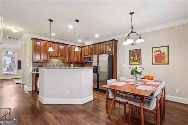 305 Le Gran Bend, Atlanta, GA 30328