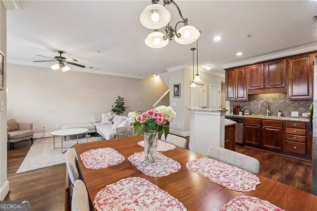 305 Le Gran Bend, Atlanta, GA 30328