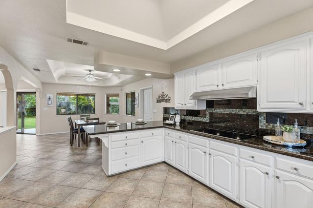 375 W Hagler Avenue, Fresno, CA 93711