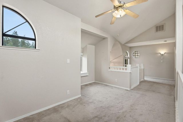 375 W Hagler Avenue, Fresno, CA 93711