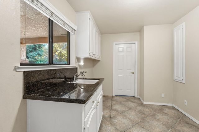 375 W Hagler Avenue, Fresno, CA 93711