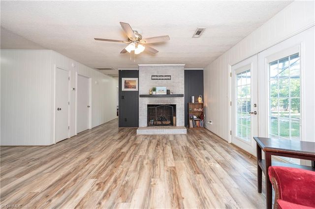 1012 H E Renegar Drive, Yadkinville, NC 27055