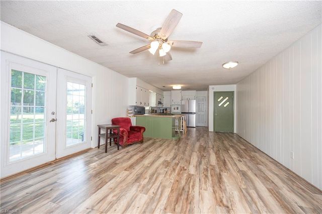 1012 H E Renegar Drive, Yadkinville, NC 27055