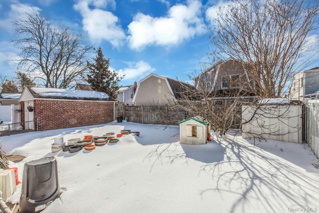 197 Emory Road, Mineola, NY 11501