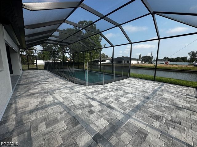 505 SW 15th TER, Cape Coral, FL 33991