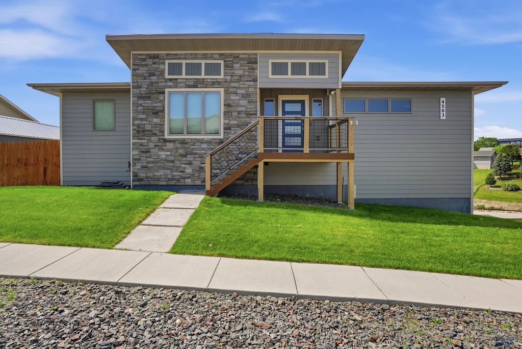 4503 PATRICIA ST, Rapid City, SD 57701