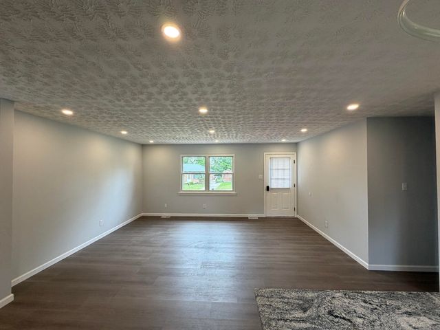 119 Miles Drive, Lancaster, KY 40444