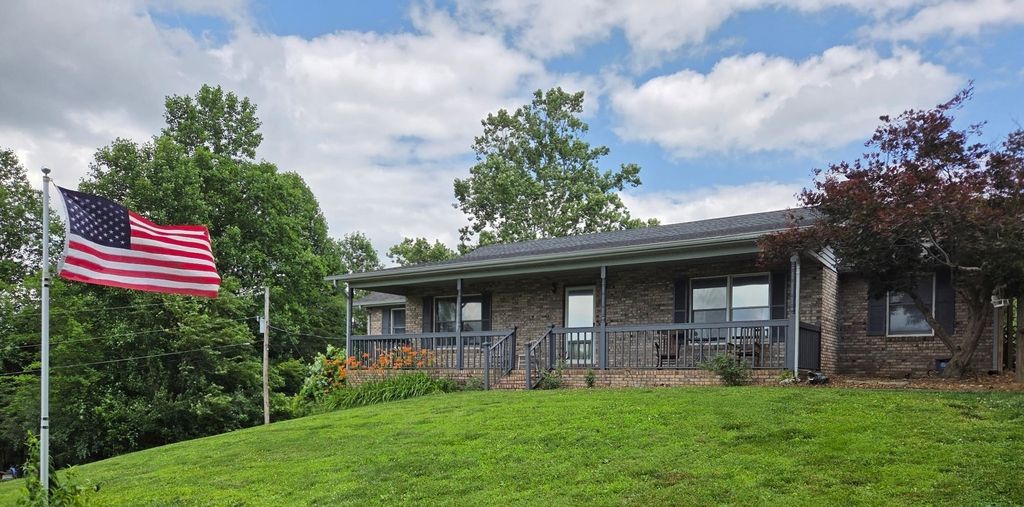 6380 Cansler Subdivision Rd, Hopkinsville, KY 42240