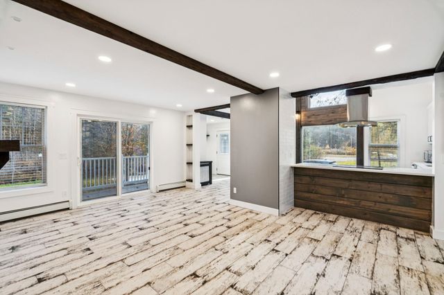 96 E Randolph Road, Chelsea, VT 05038