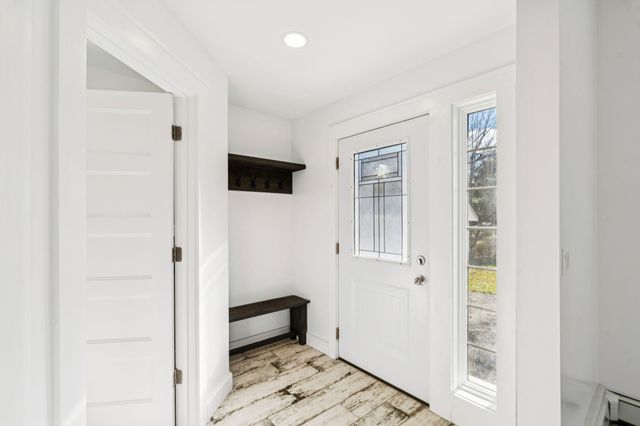 96 E Randolph Road, Chelsea, VT 05038