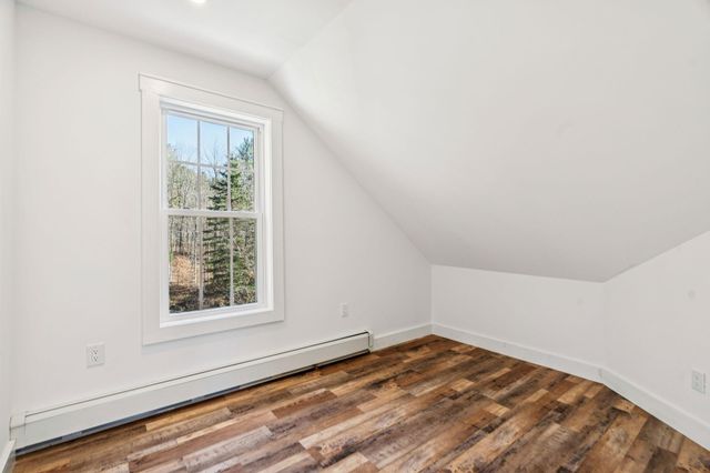 96 E Randolph Road, Chelsea, VT 05038