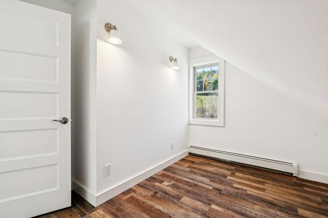 96 E Randolph Road, Chelsea, VT 05038