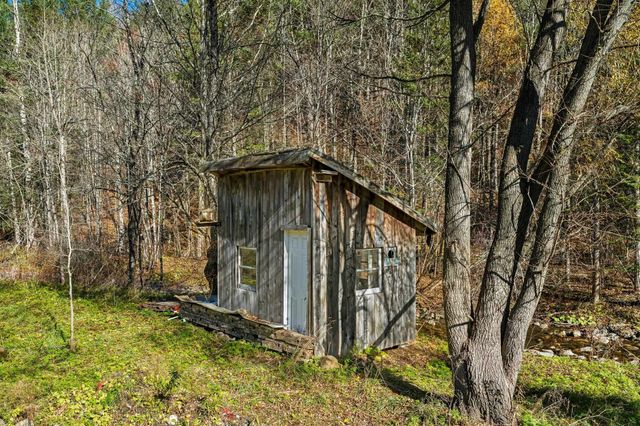 96 E Randolph Road, Chelsea, VT 05038