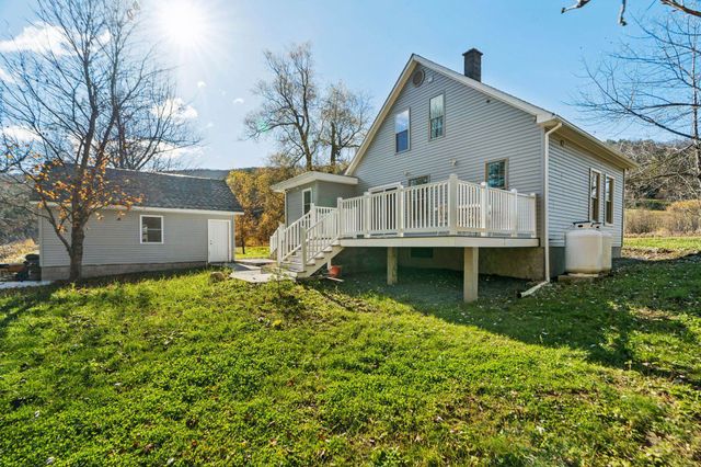 96 E Randolph Road, Chelsea, VT 05038