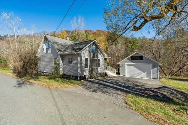 96 E Randolph Road, Chelsea, VT 05038
