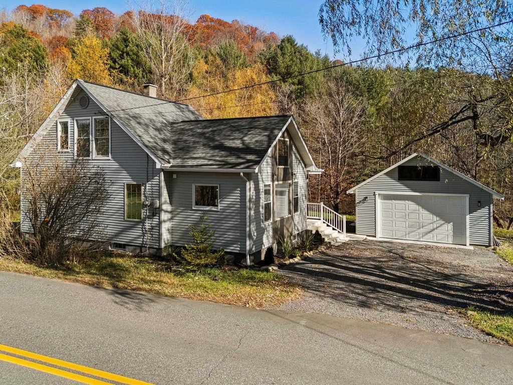 96 E Randolph Road, Chelsea, VT 05038