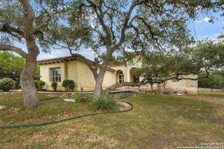 2649 Black Bear Dr, New Braunfels, TX 78132